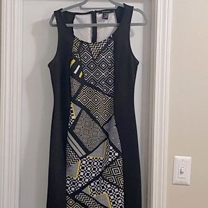 LIKE NEW: Sleeveless scuba dress